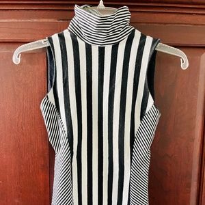 Vintage Betsy Johnson 2-piece Black n White Stripe Top and Pencil Skirt